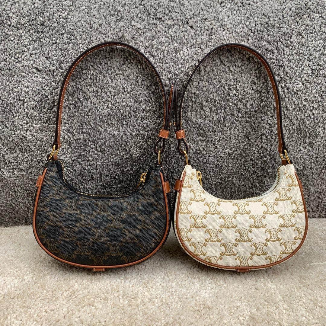 Celine Hobo