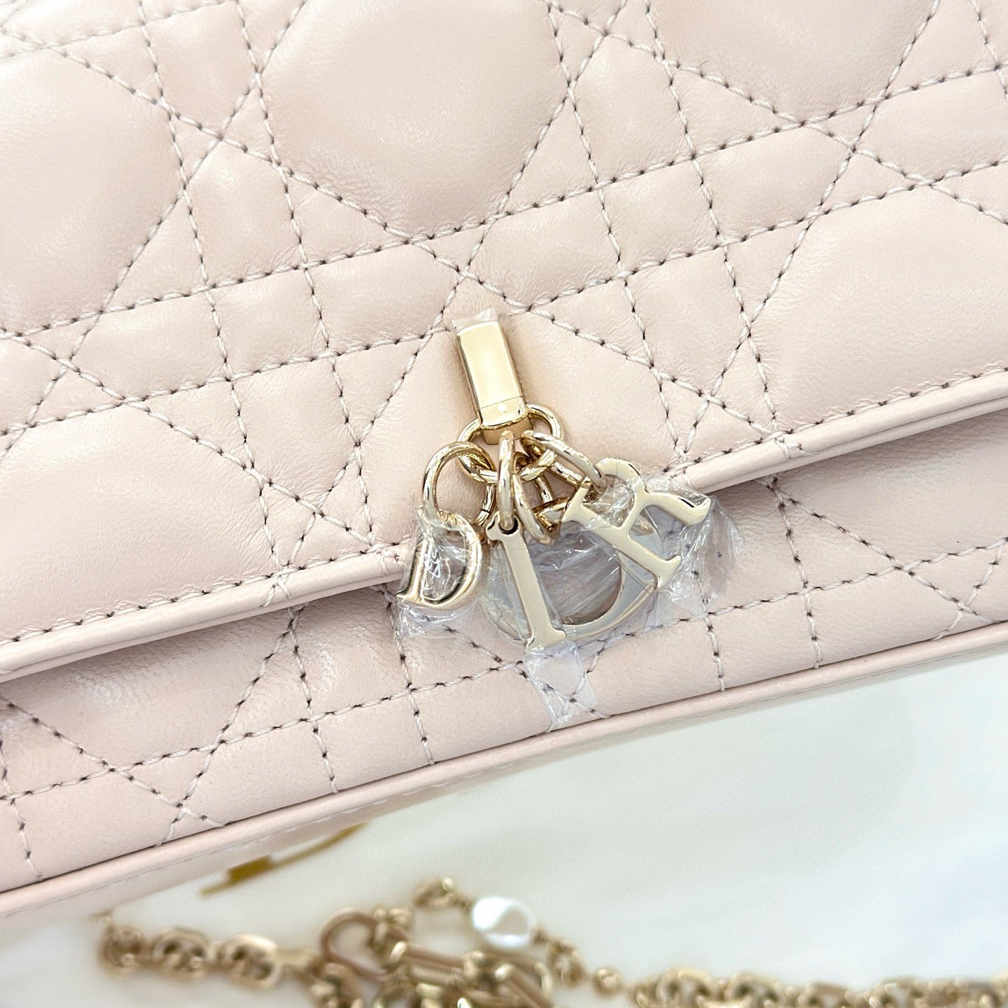 Dior WOC