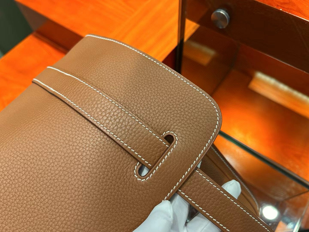 HERMES MESSENGER