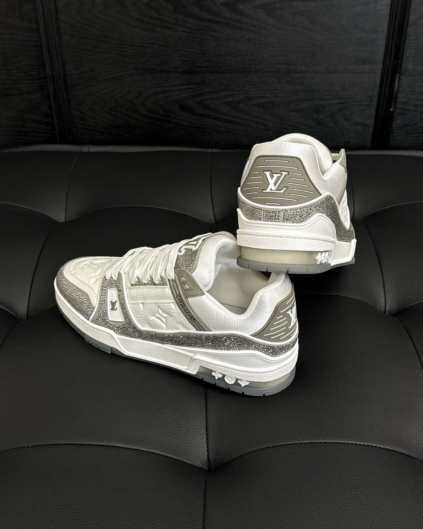 Lv Trainer