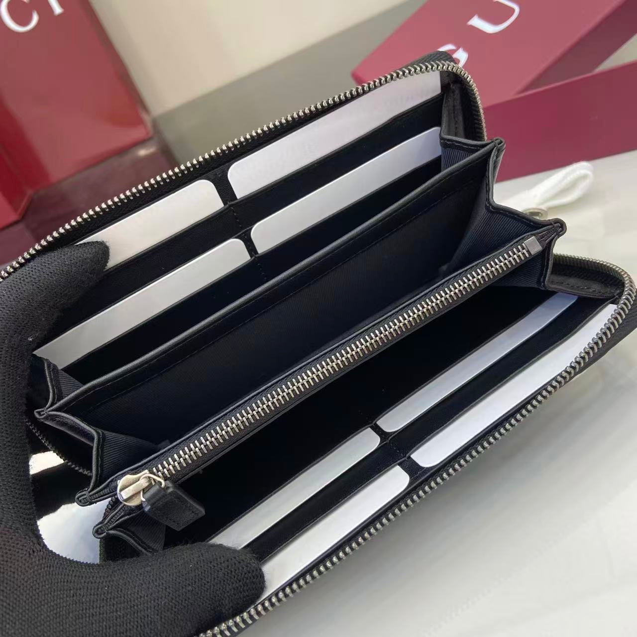 Gucci Long Zipped Wallet