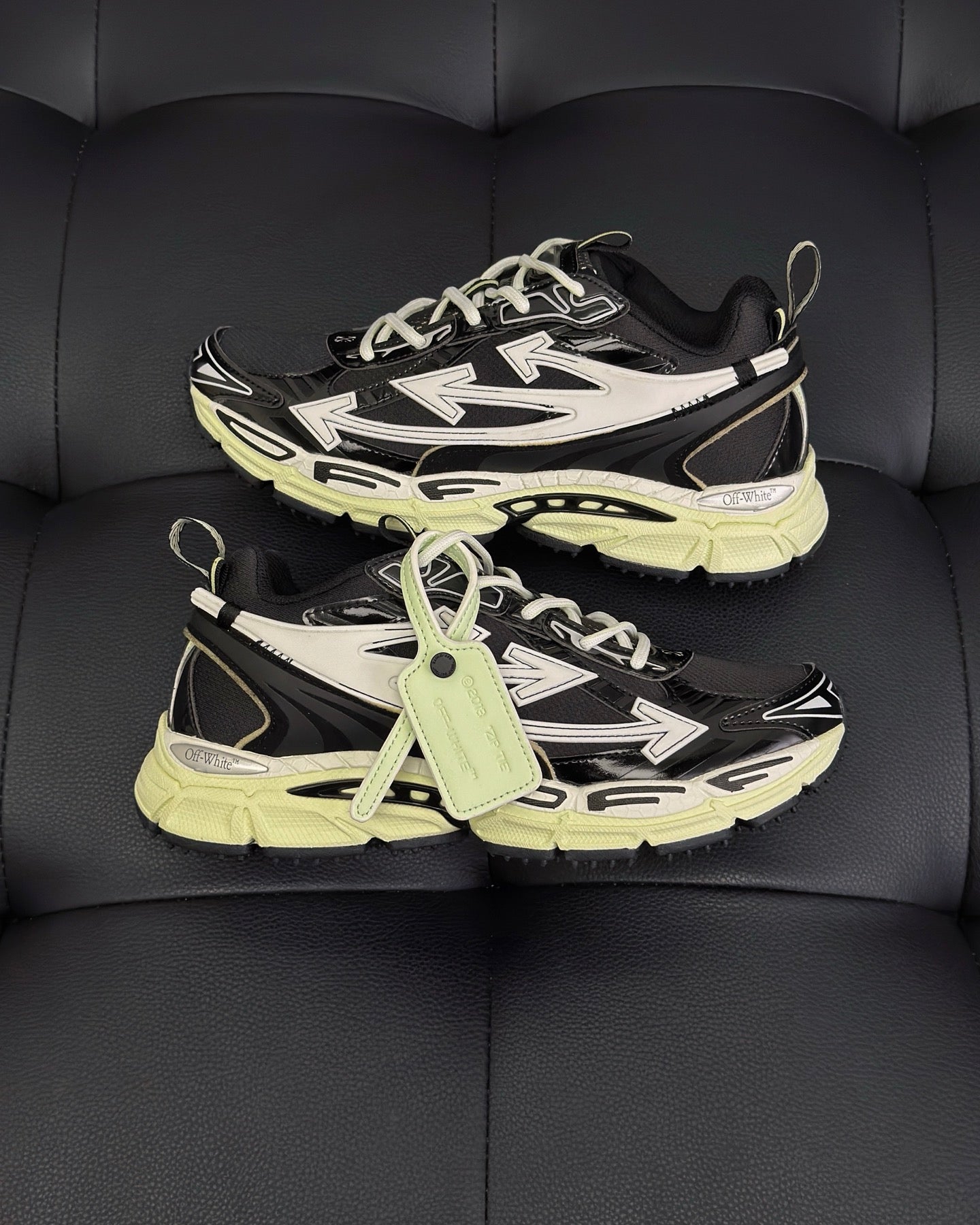 Off-White ODSY 1000 Sneaker