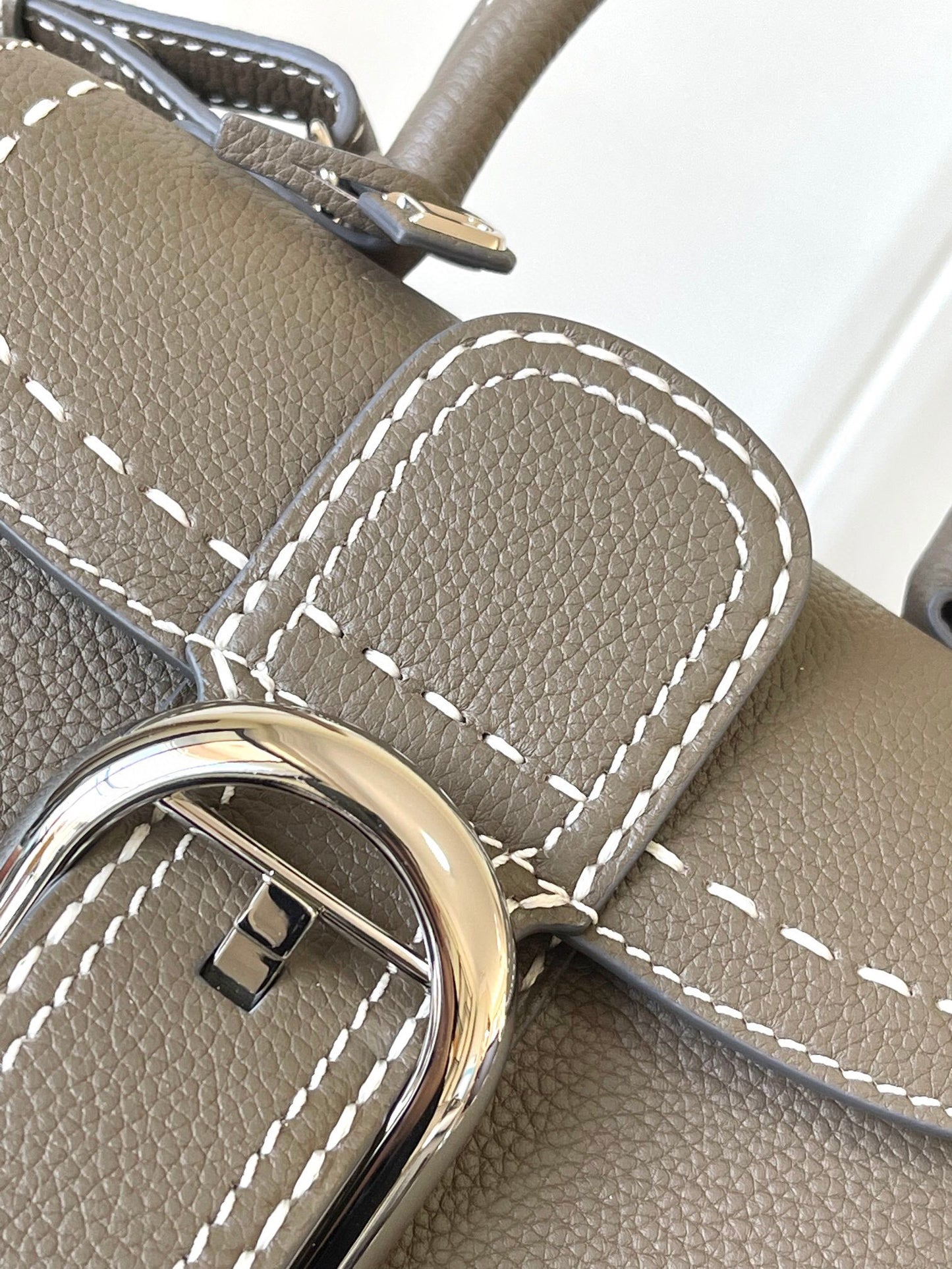 Delvaux Le Brilliant