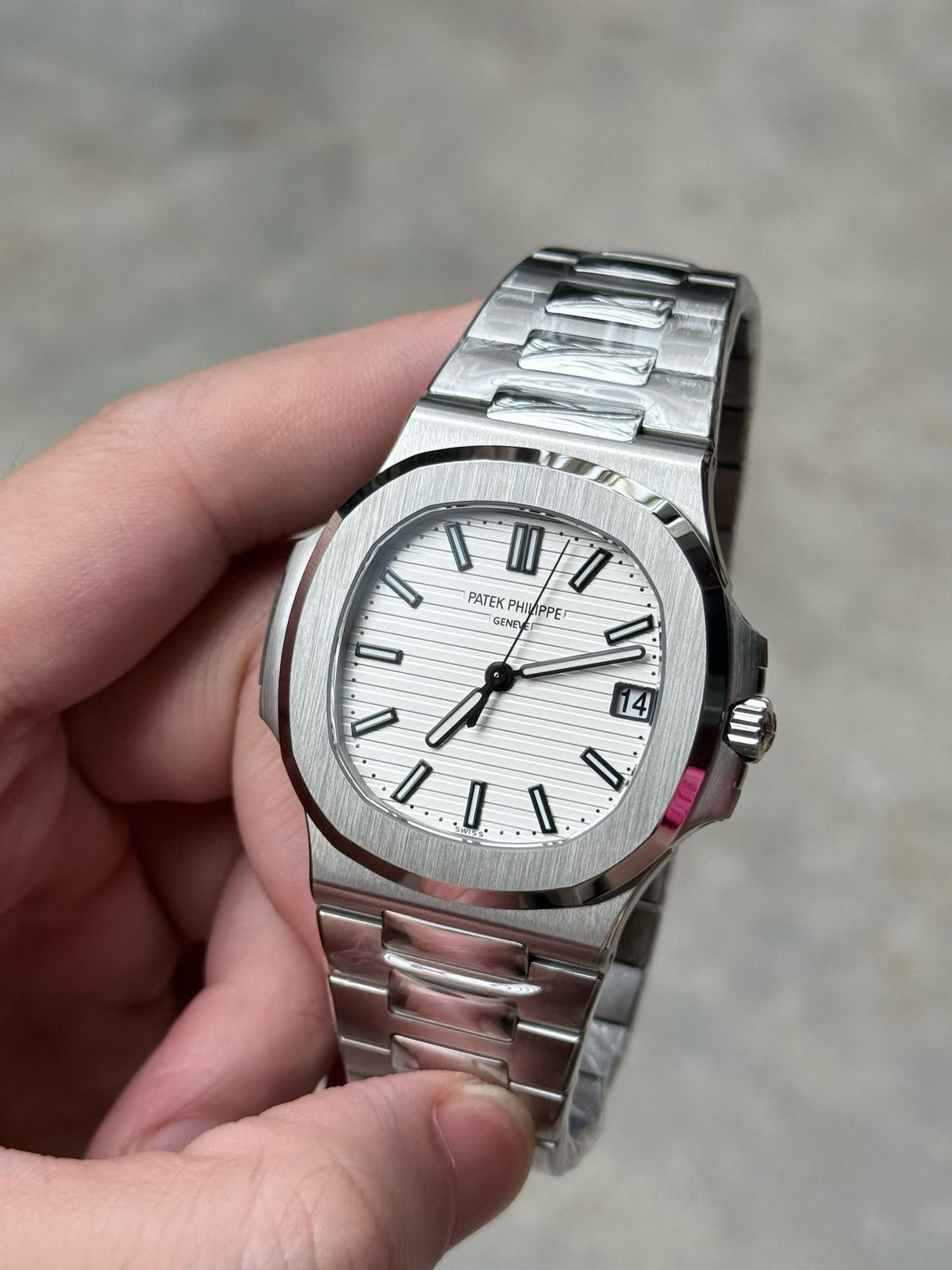 5711/1A-011 Nautilus White Dial