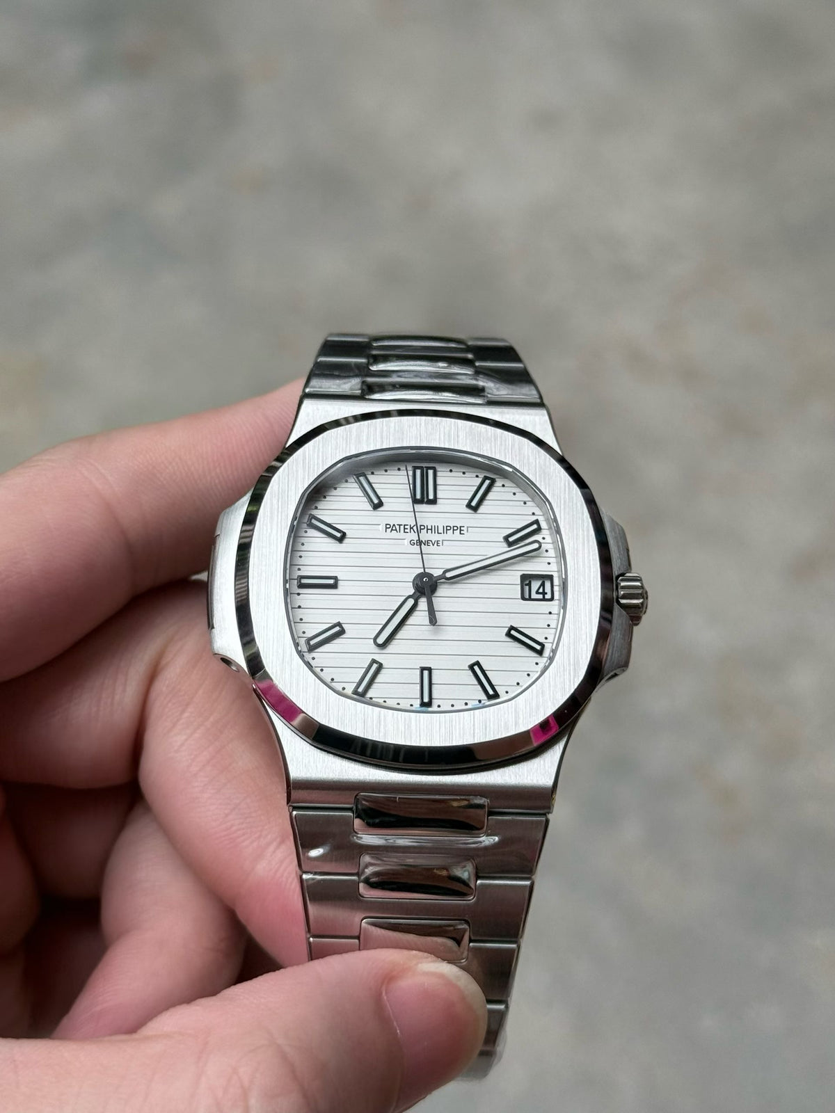 5711/1A-011 Nautilus White Dial