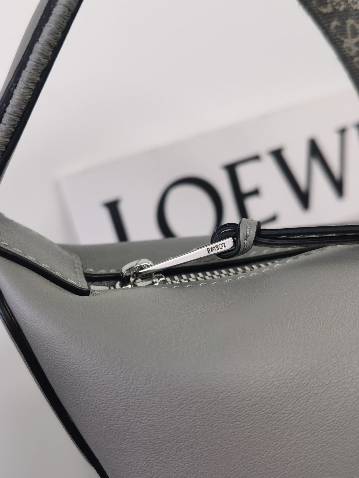 Loewe Messenger Bag