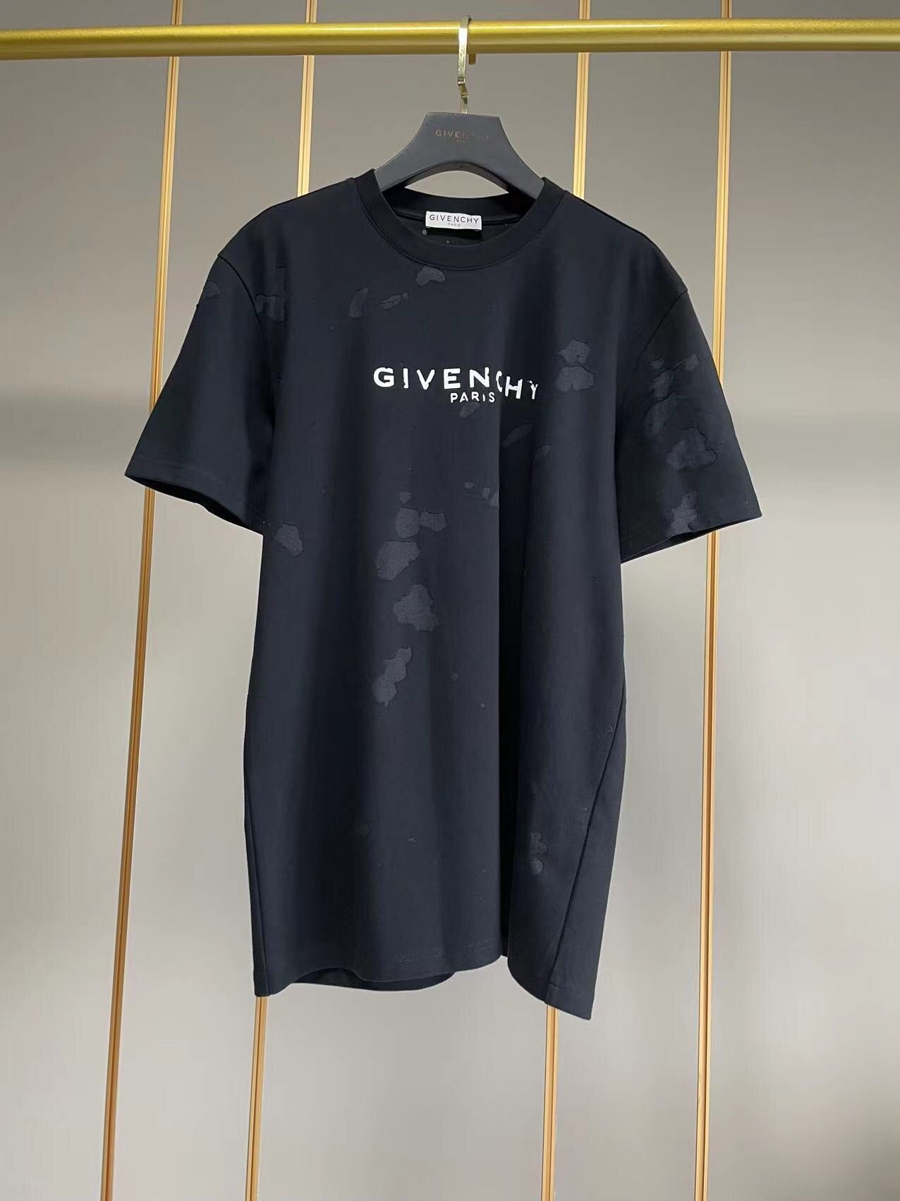 Givenchy T-shirt