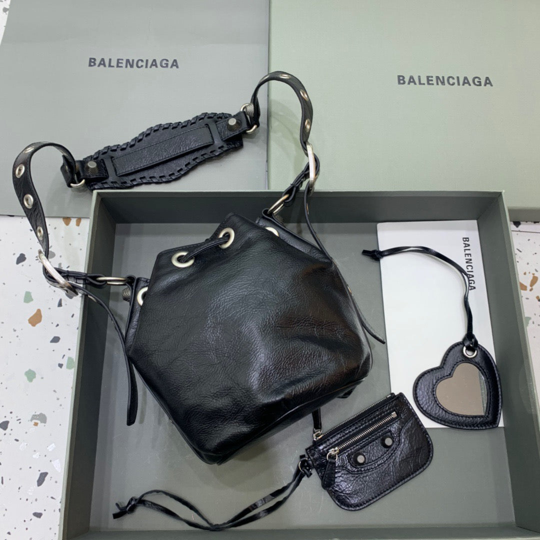 Balenciaga Cagole Bucket