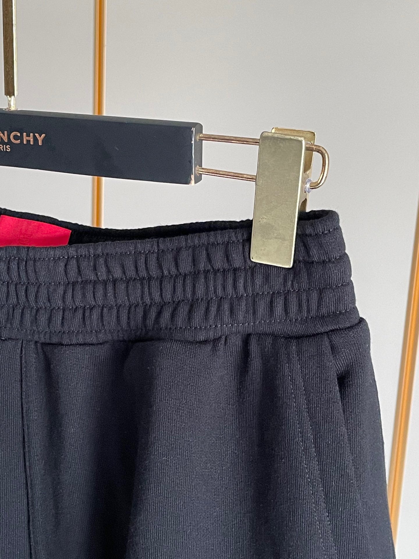 PANTALÓN CORTO GIVENCHY