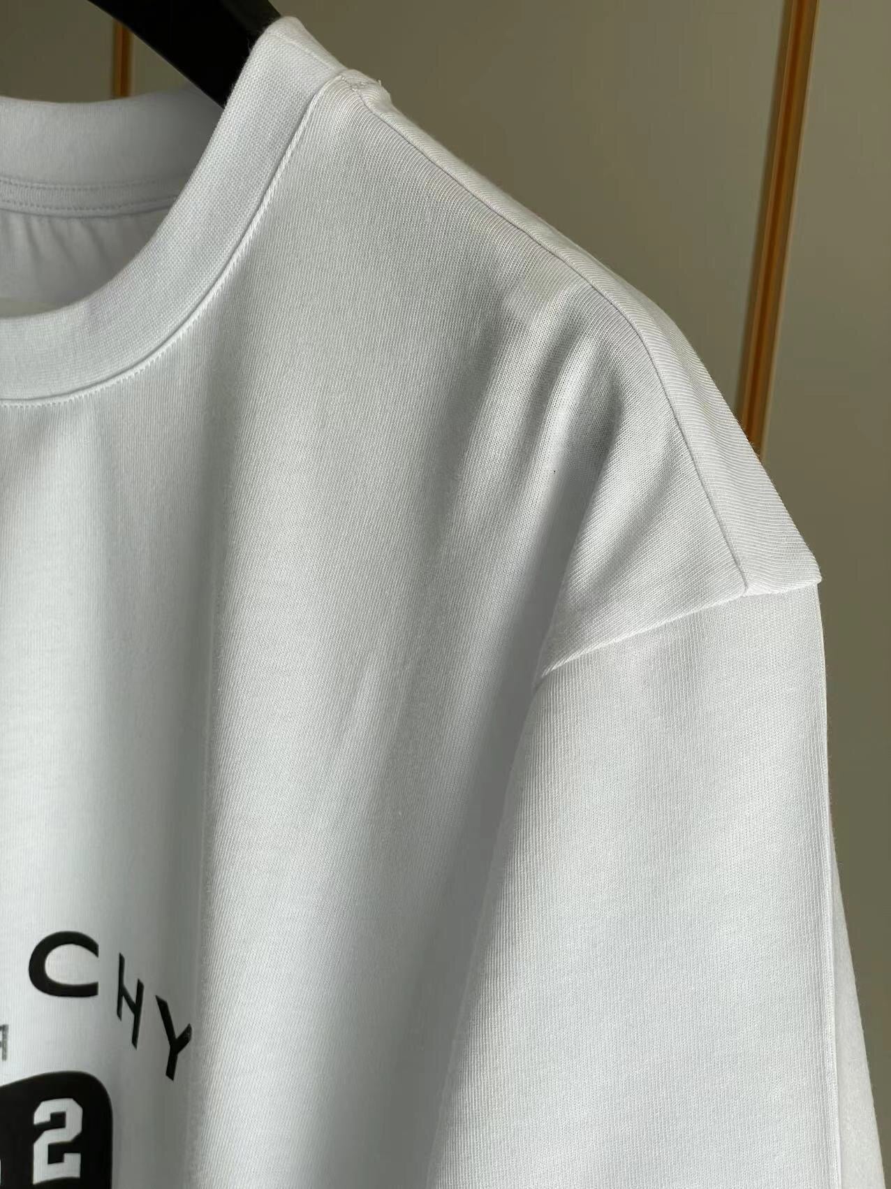 Givenchy T-shirt