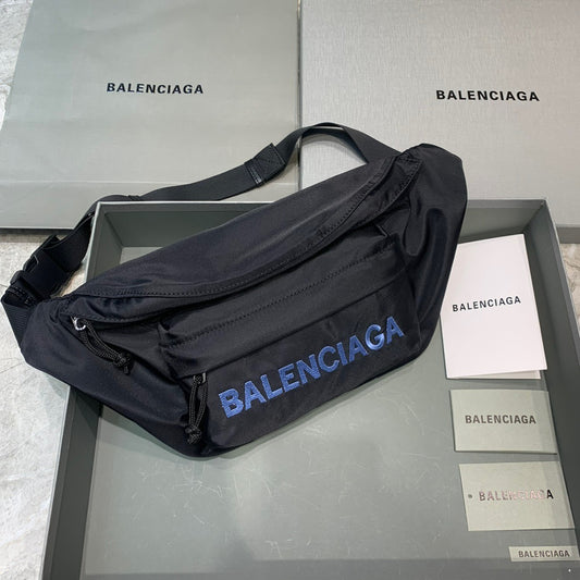 Balenciaga Bandolera