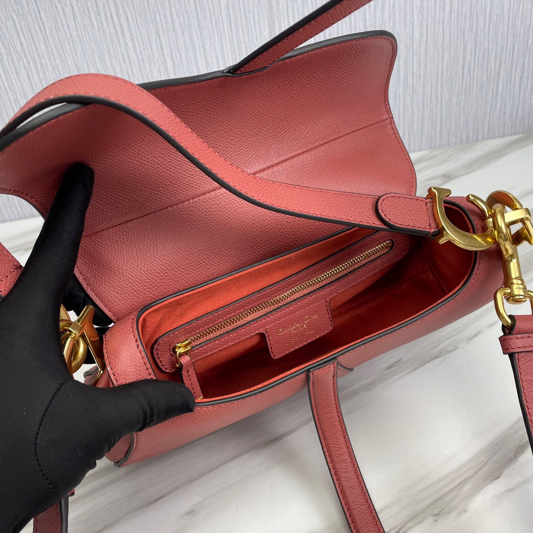 Dior Saddle