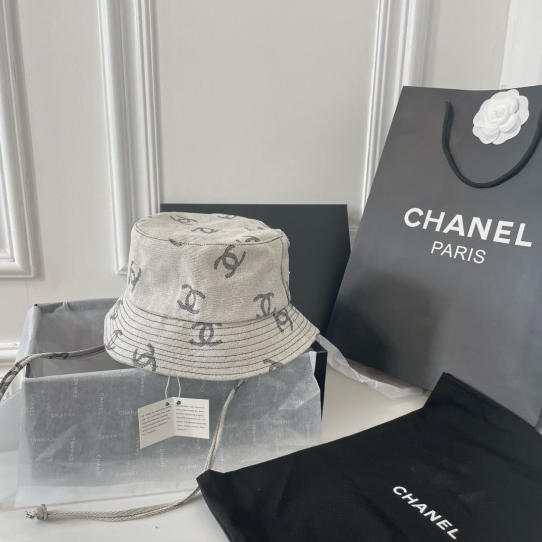 Gorra Chanel