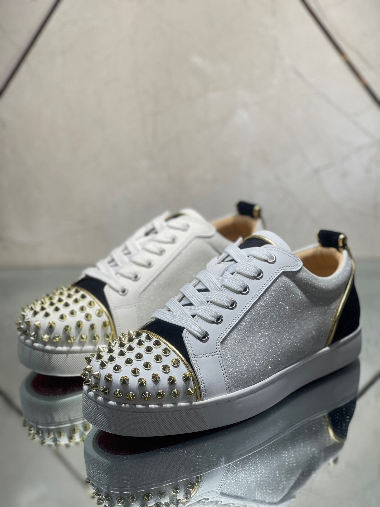 Christian Louboutin Sneakers