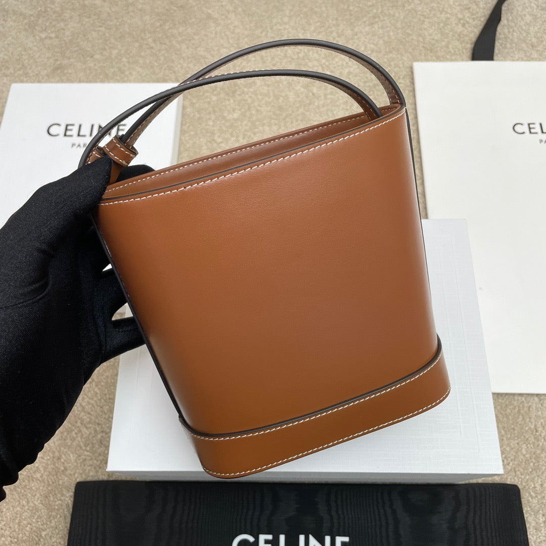 Cubo Celine Triomphe