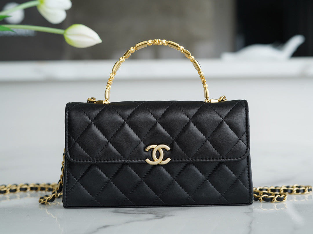 Chanel 22B Handle