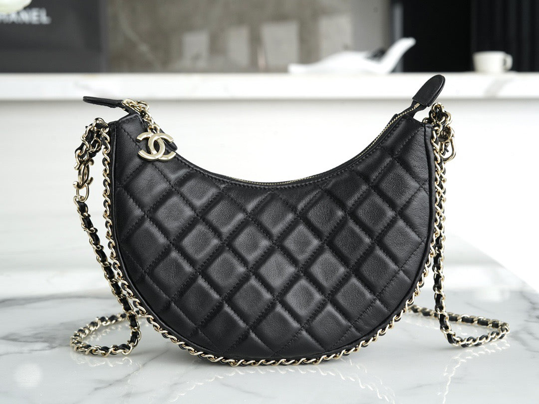 Chanel 23p Hobo Bag