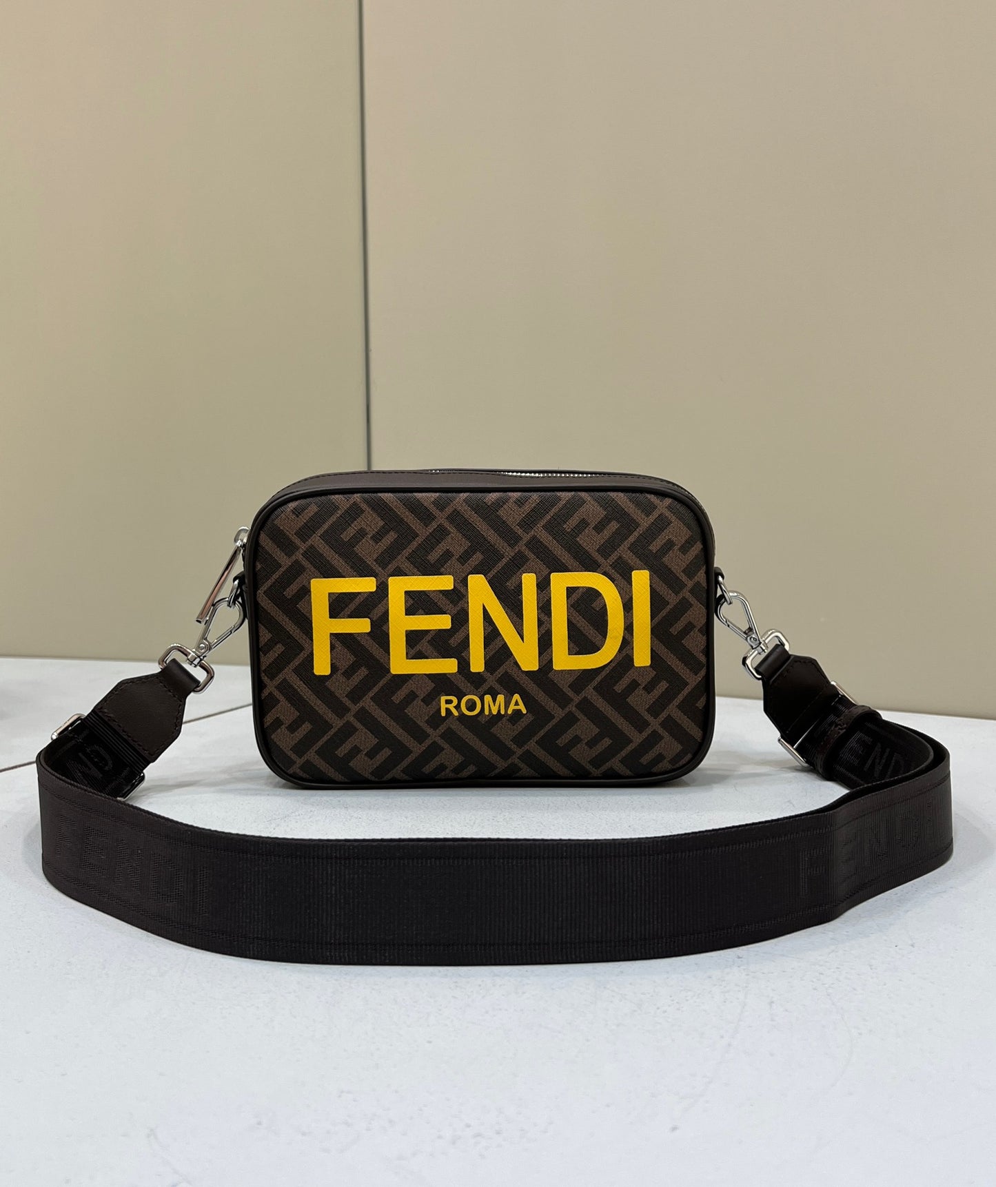 Bolso bandolera Fendi