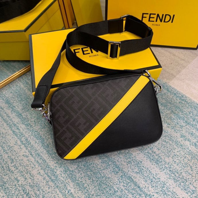 Bolso bandolera Fendi