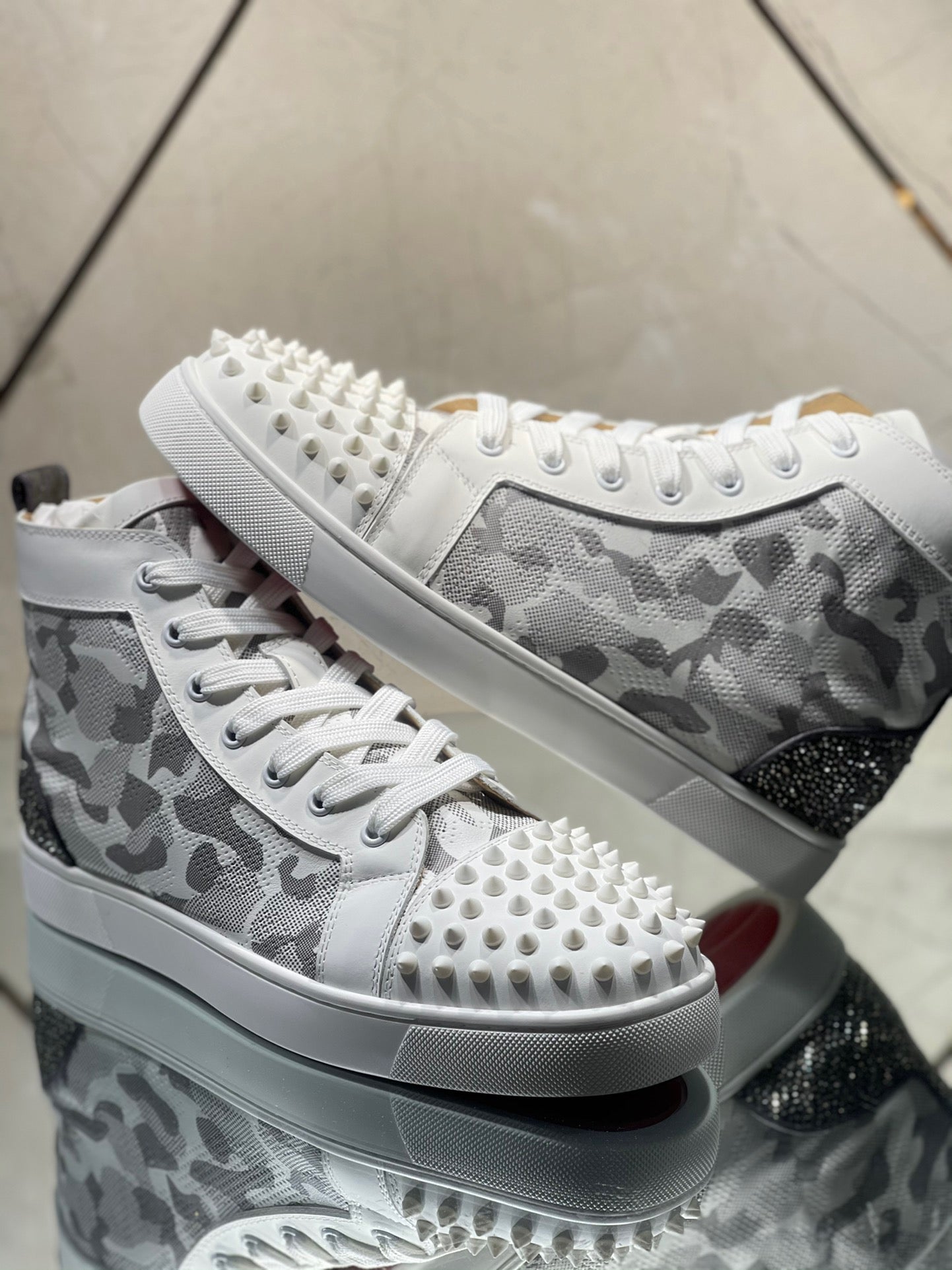 Christian Louboutin Sneakers