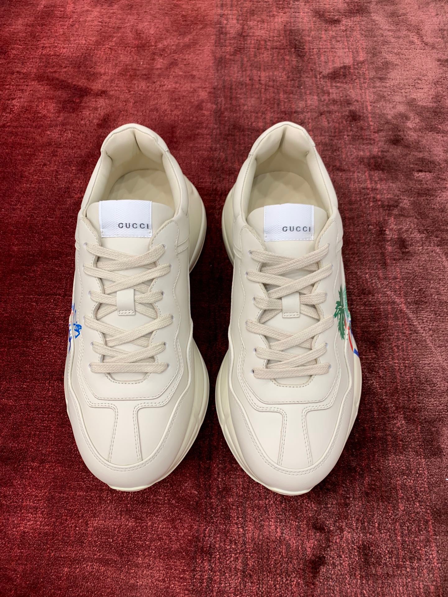 Gucci Sneakers