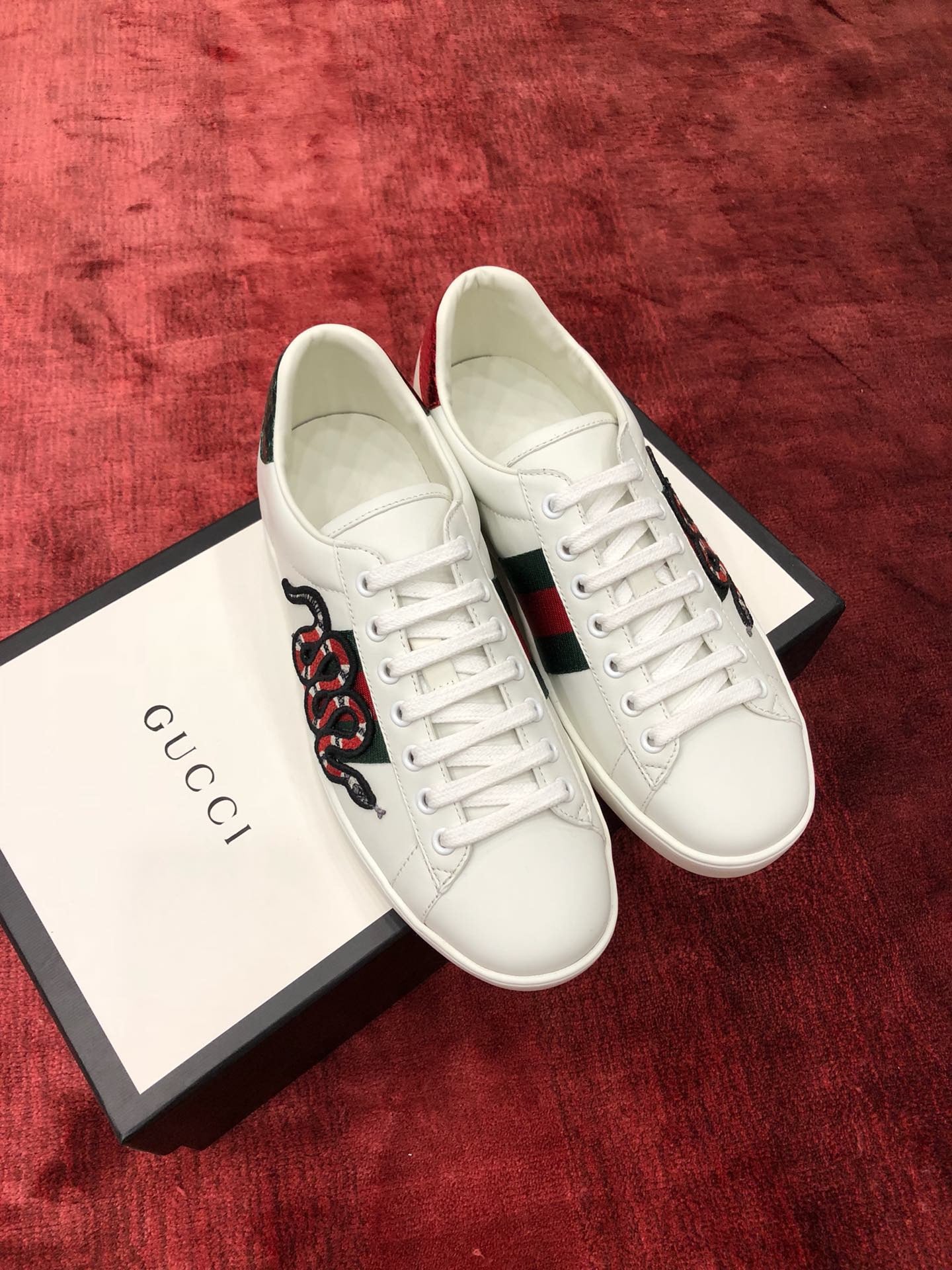 Gucci Sneakers