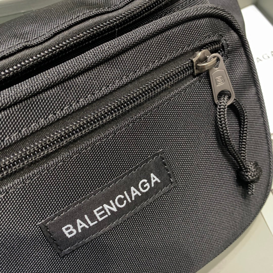 Balenciaga Bandolera