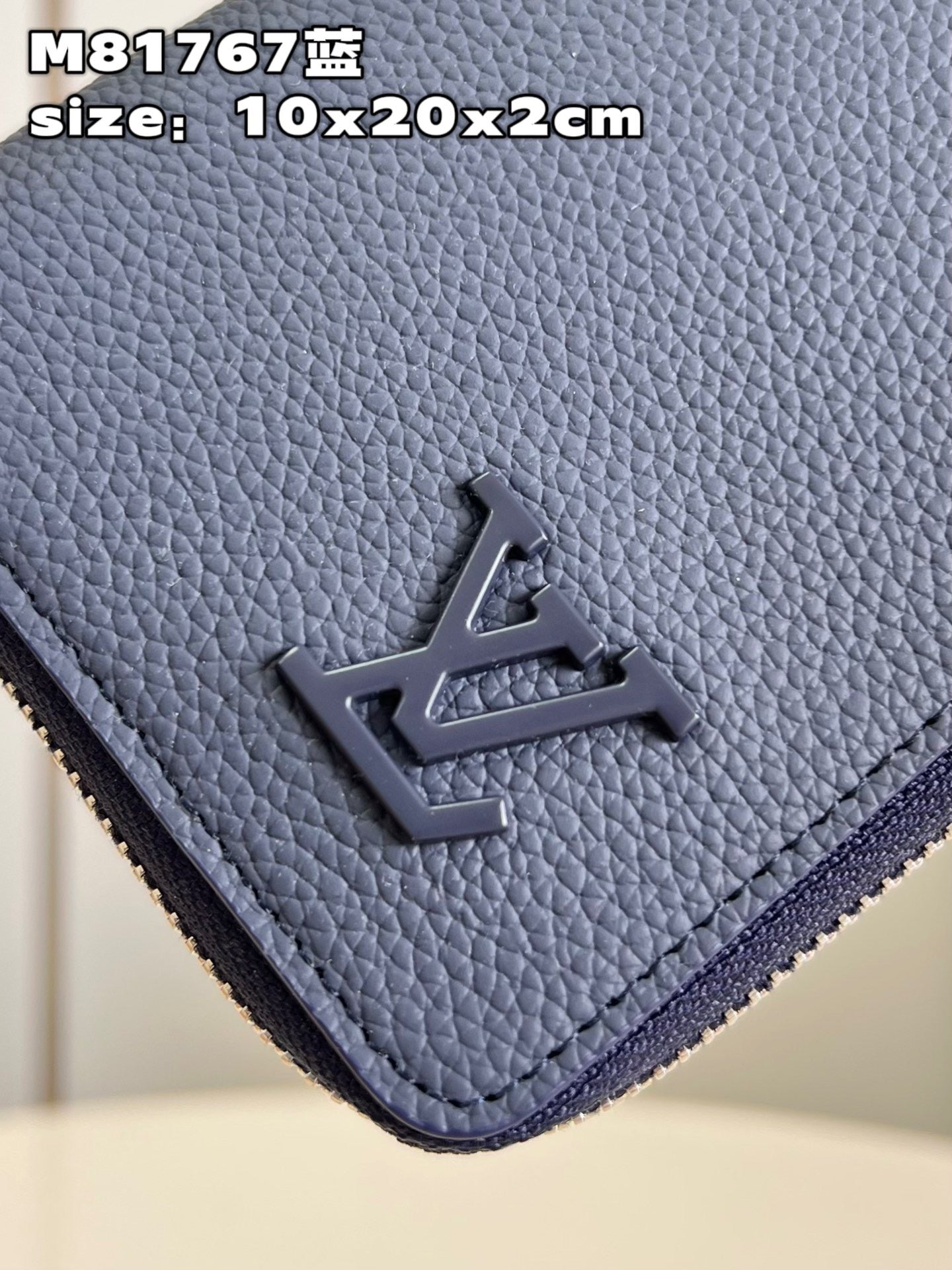 Cartera Lv