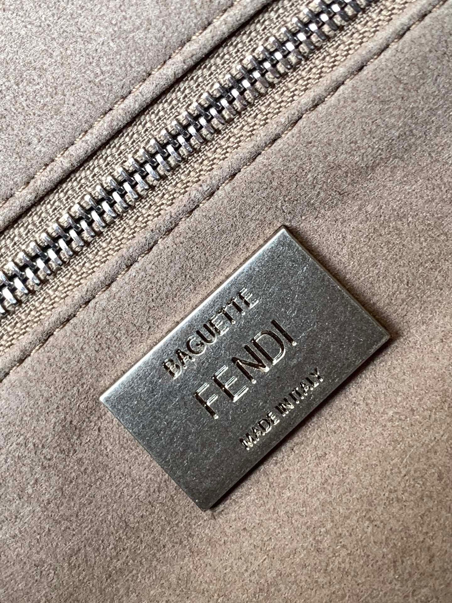 Fendi Baguette