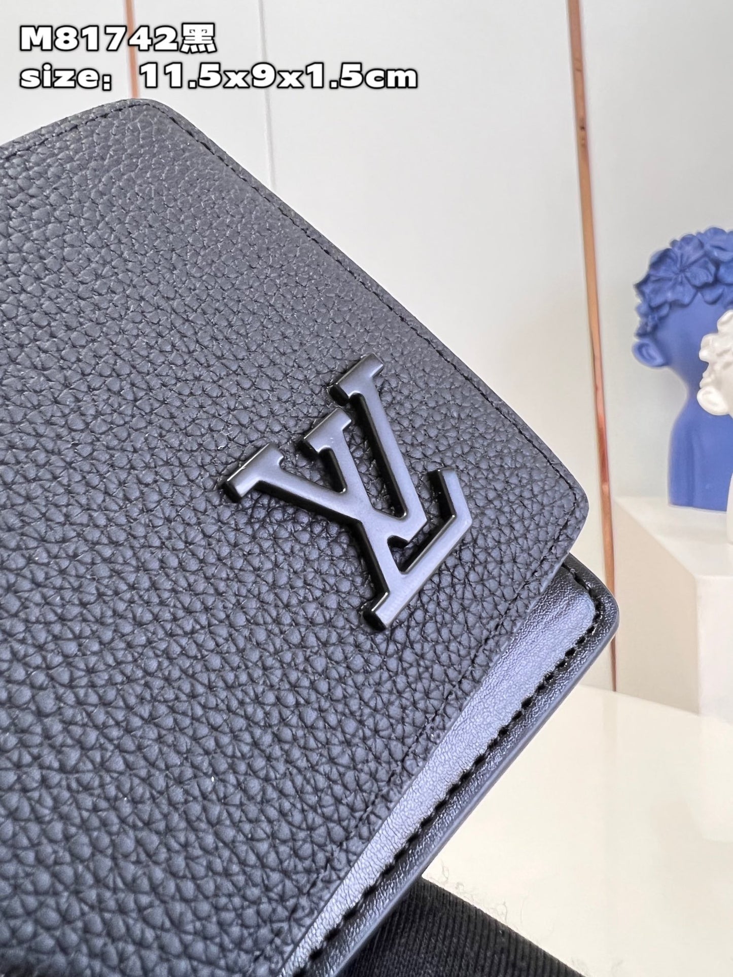 Cartera Lv