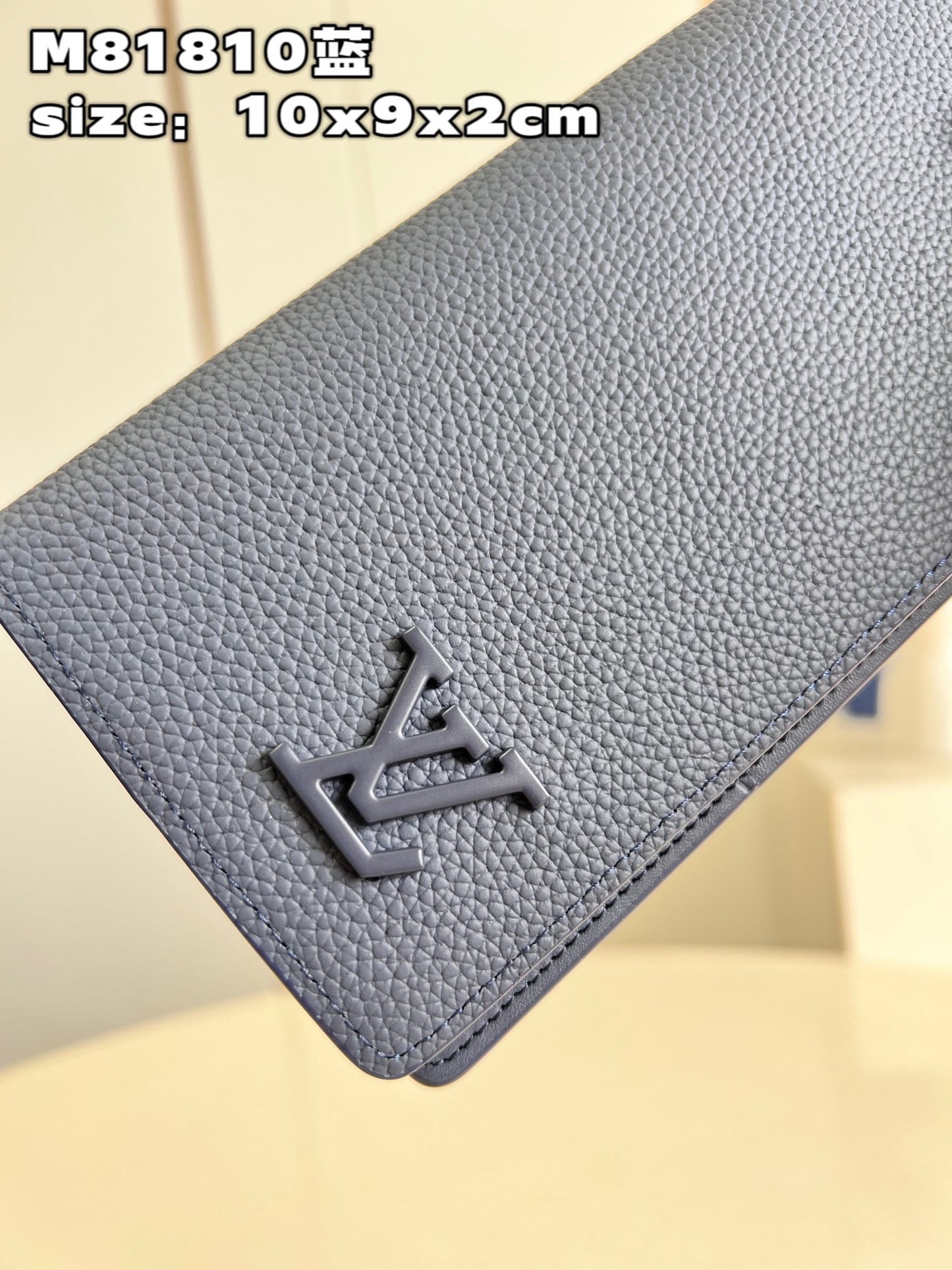 Cartera Lv