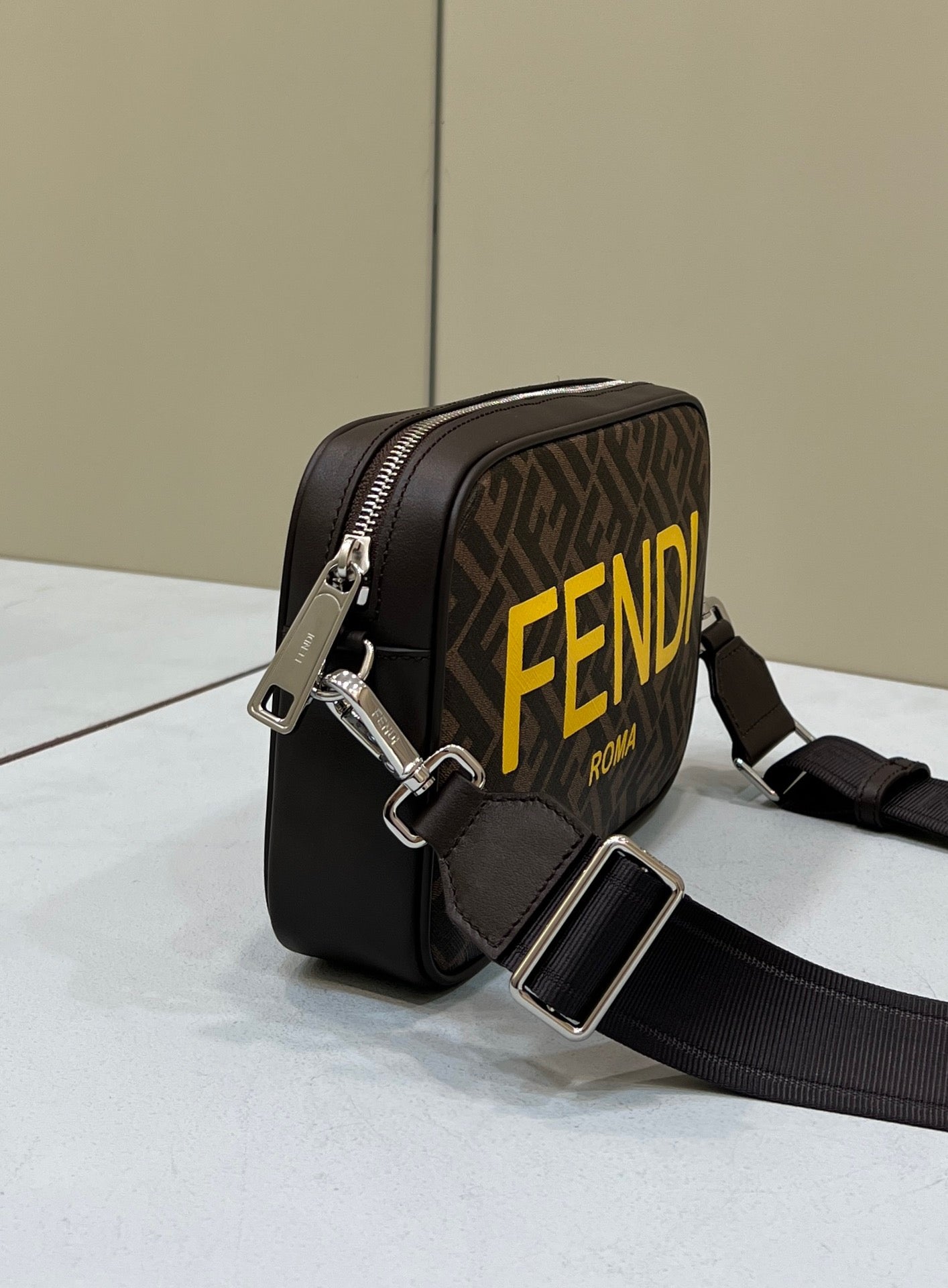 Bolso bandolera Fendi