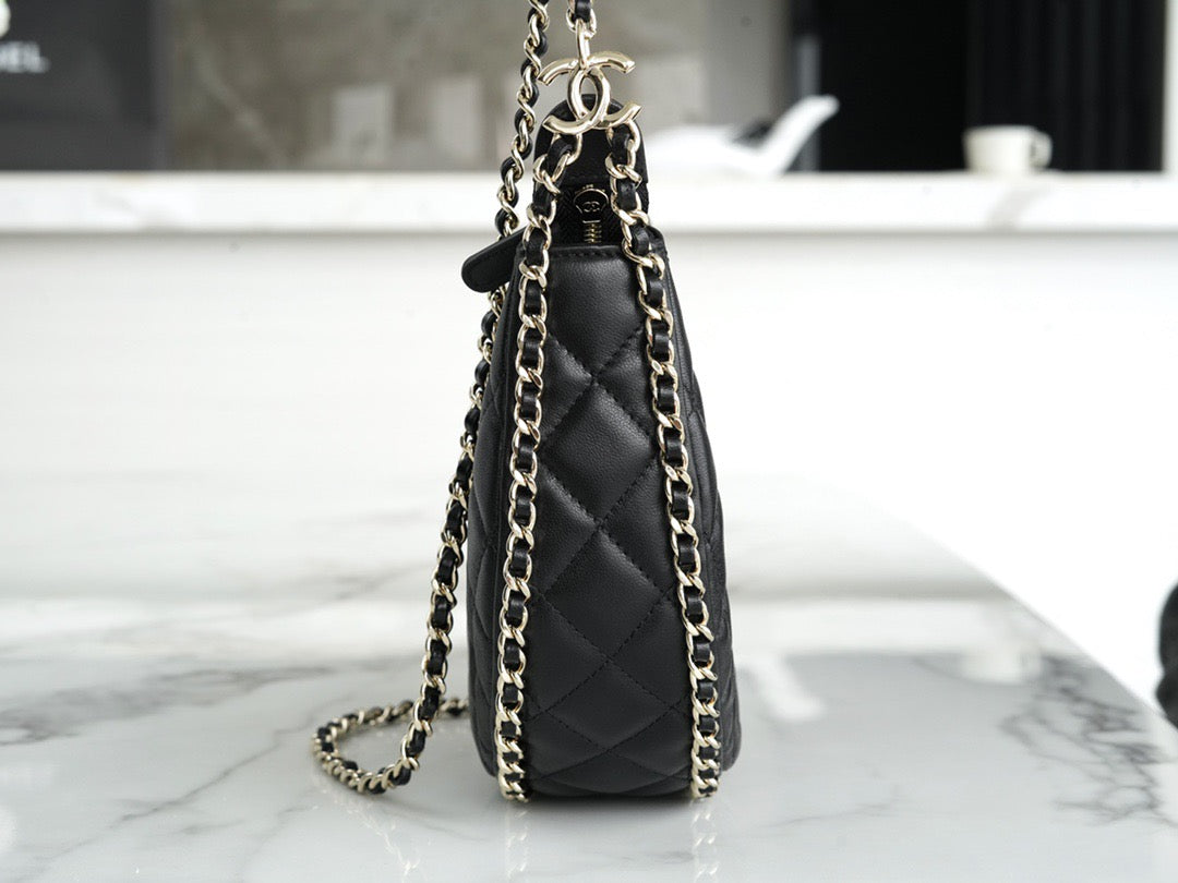 Chanel 23p Hobo Bag