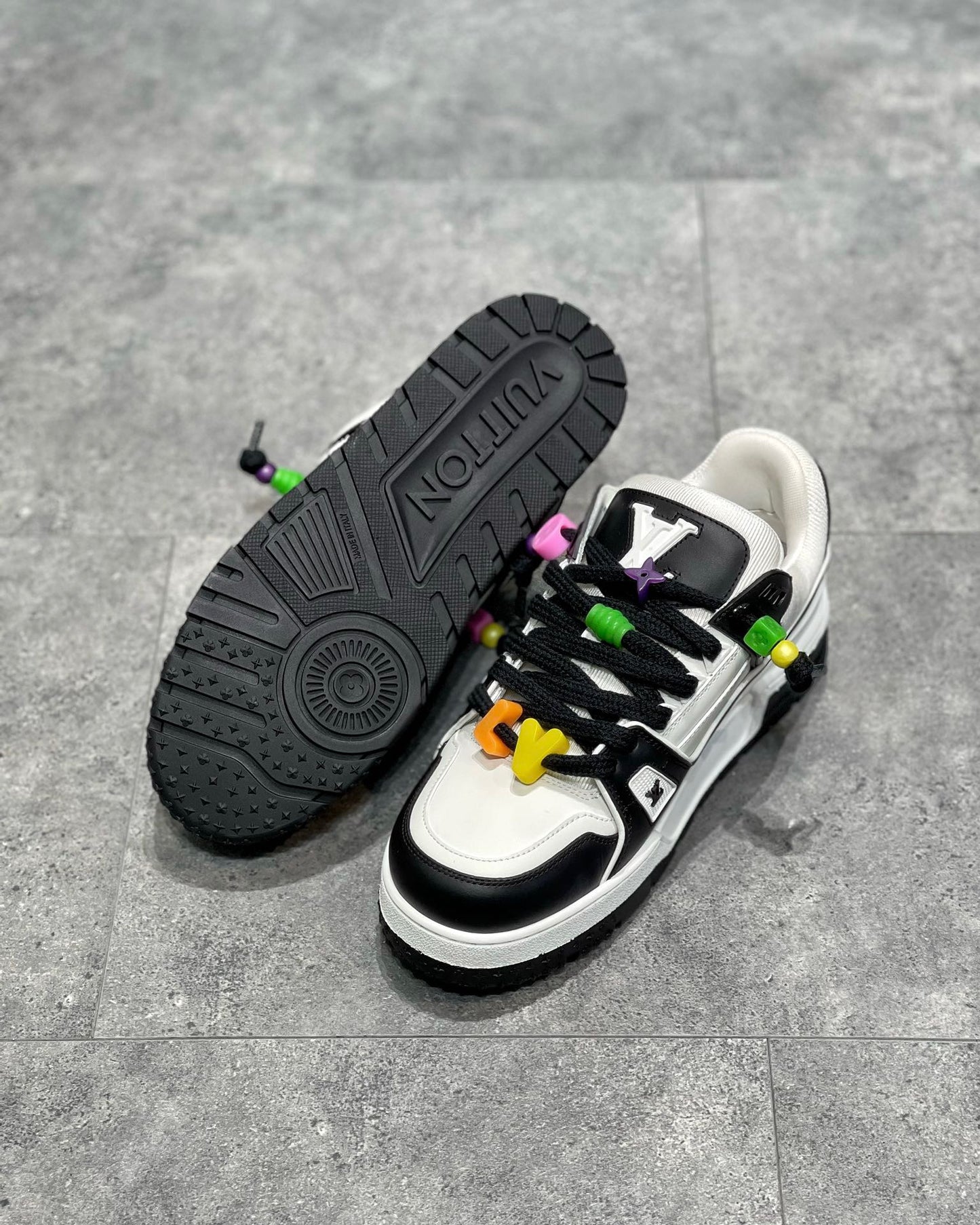 Lv Sneakers