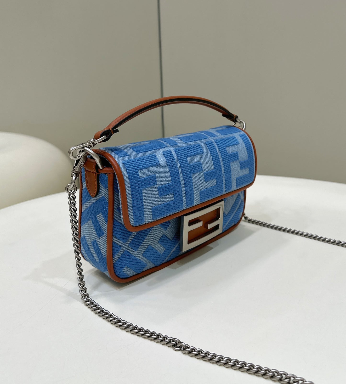 Fendi Baguette