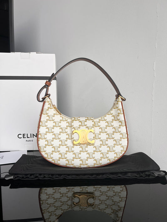 Celine Triomphe Hobo