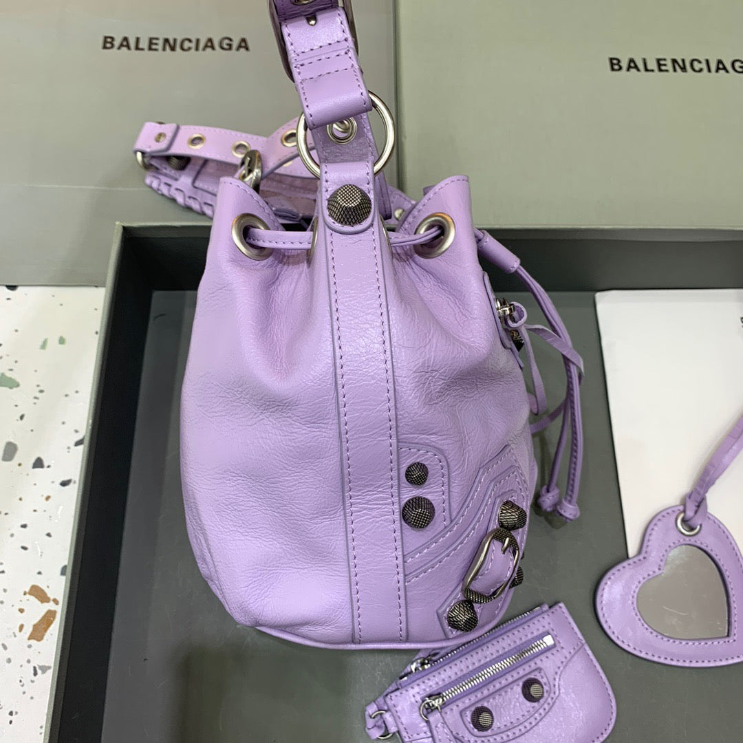 Balenciaga Cagole Bucket