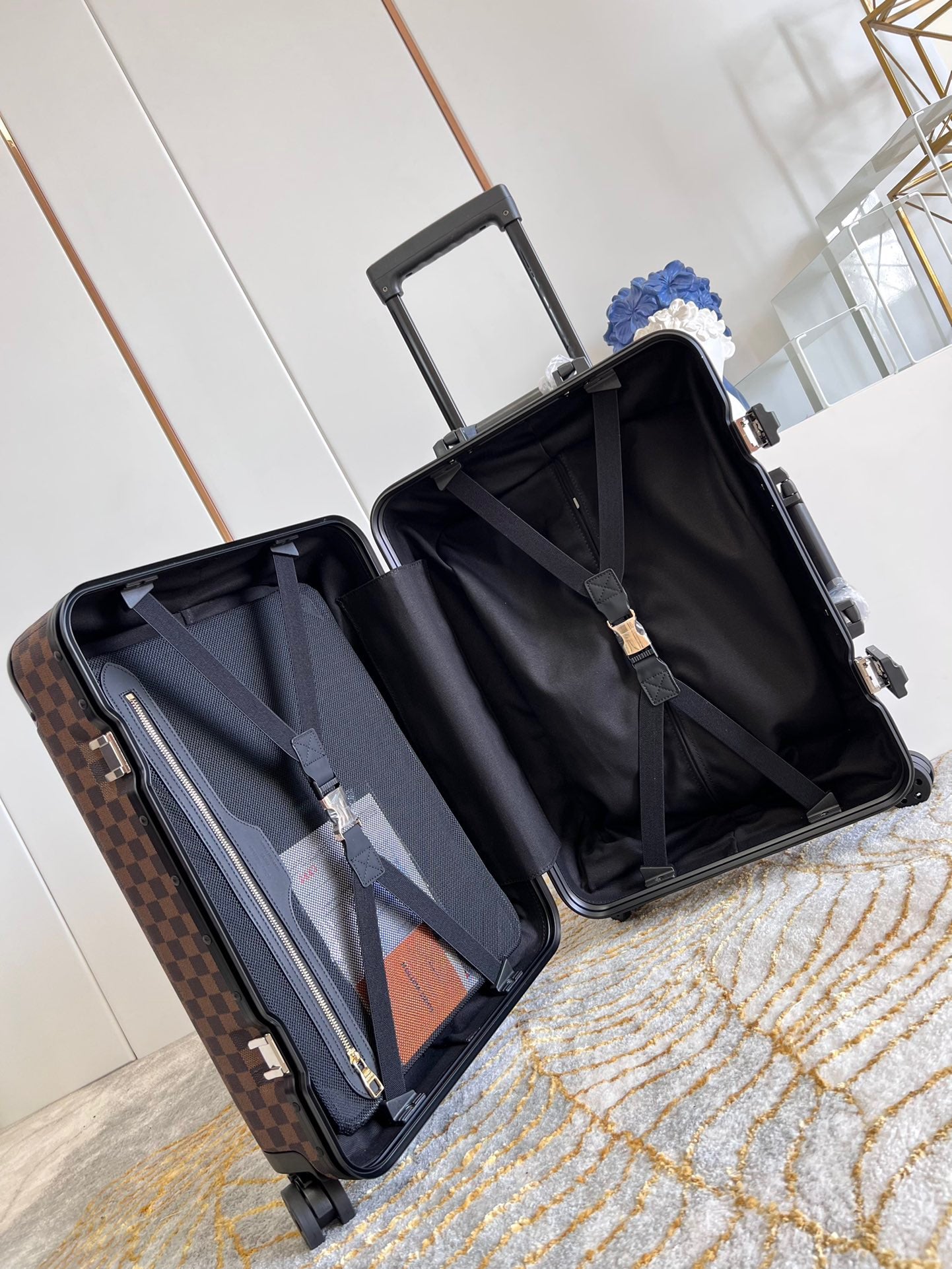 Lv Luggage