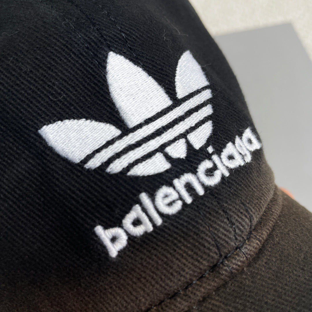 Balenciaga Cap