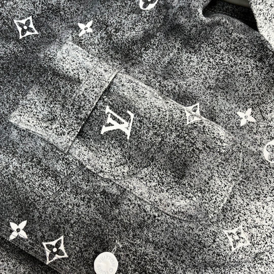 Lv Long Sleeve Shirt