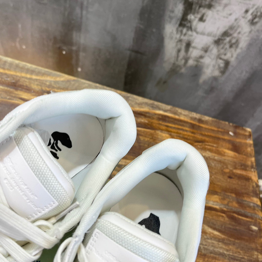 Off-White Sneakers