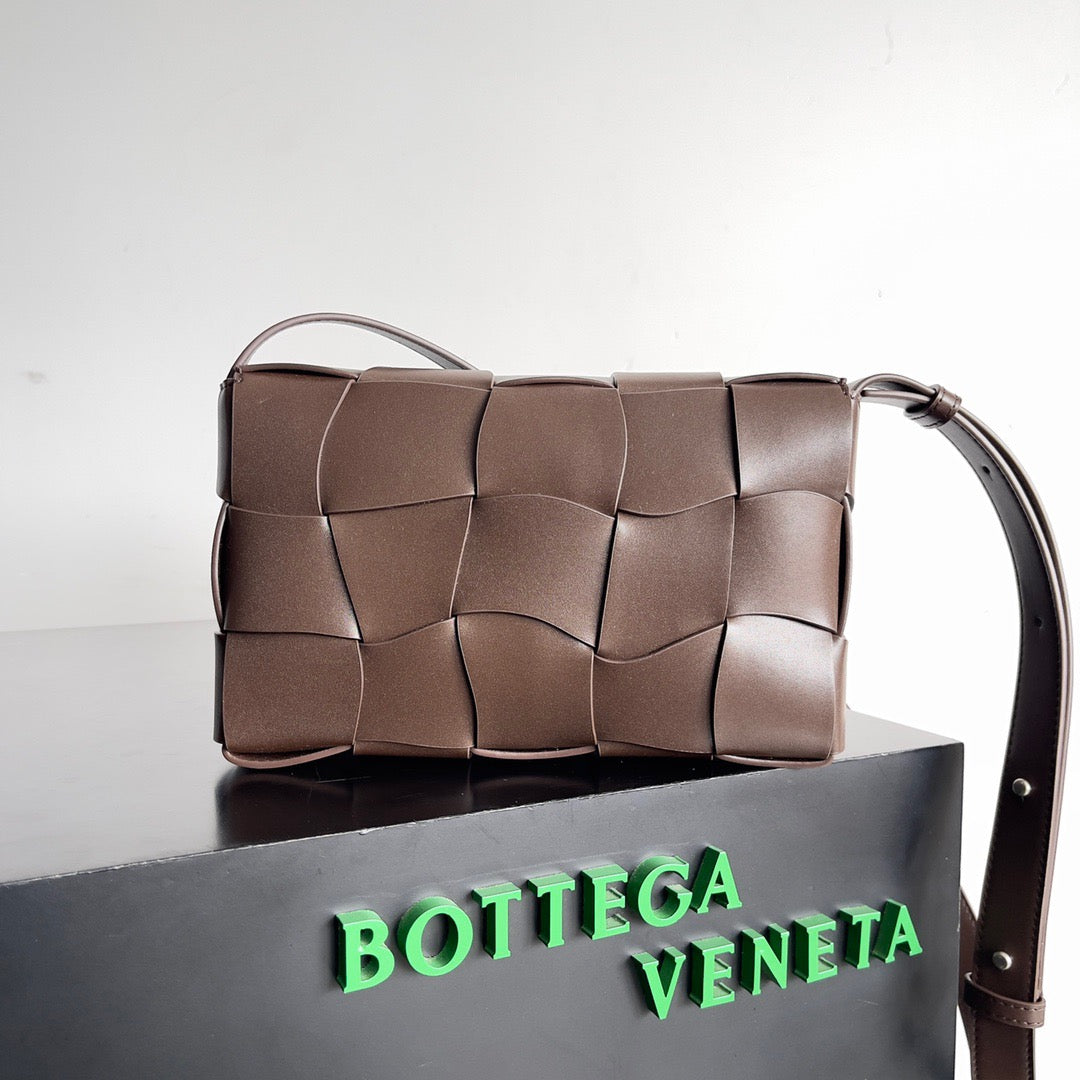 Bottega Veneta Casete