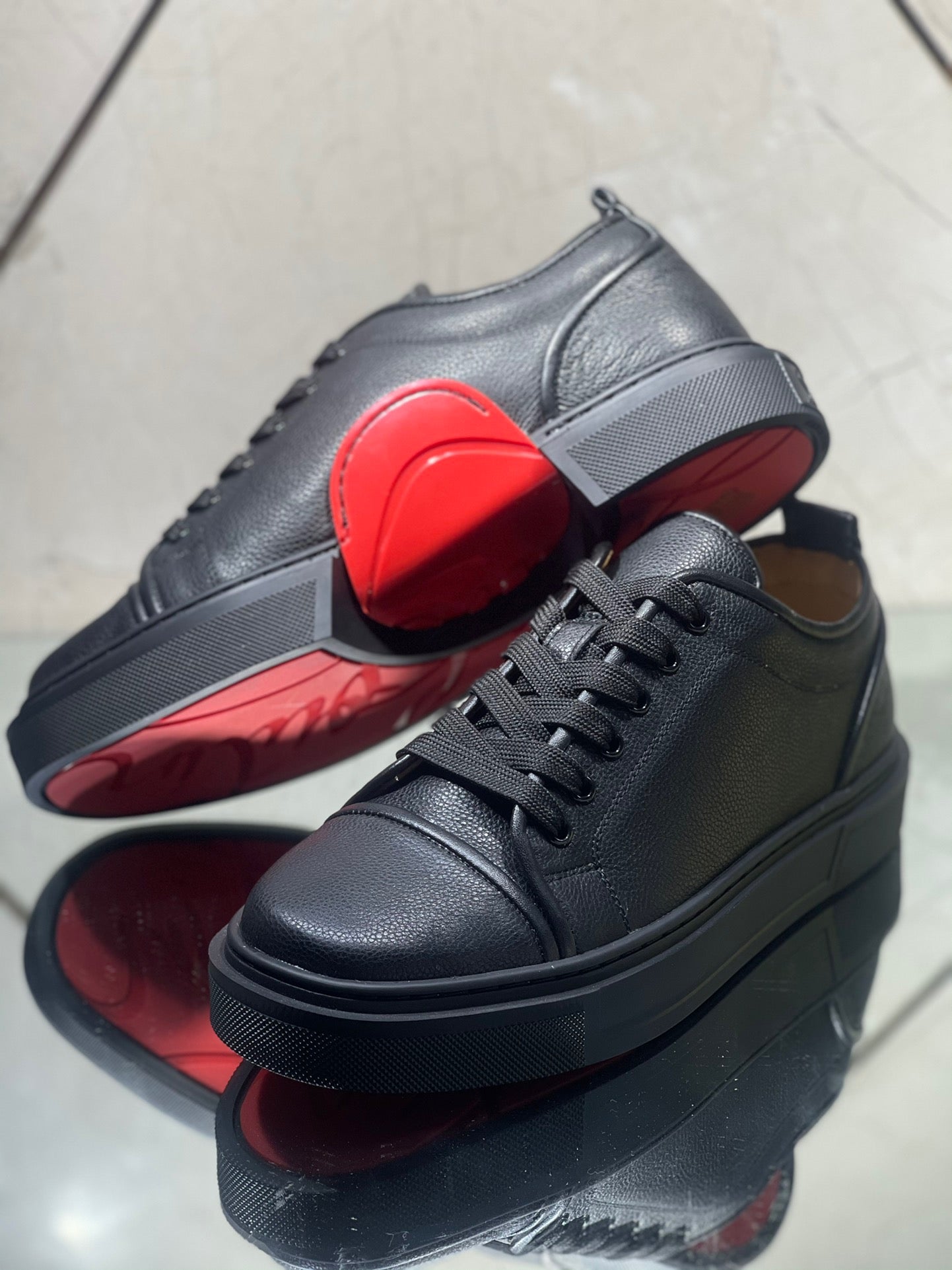 Christian Louboutin Sneakers