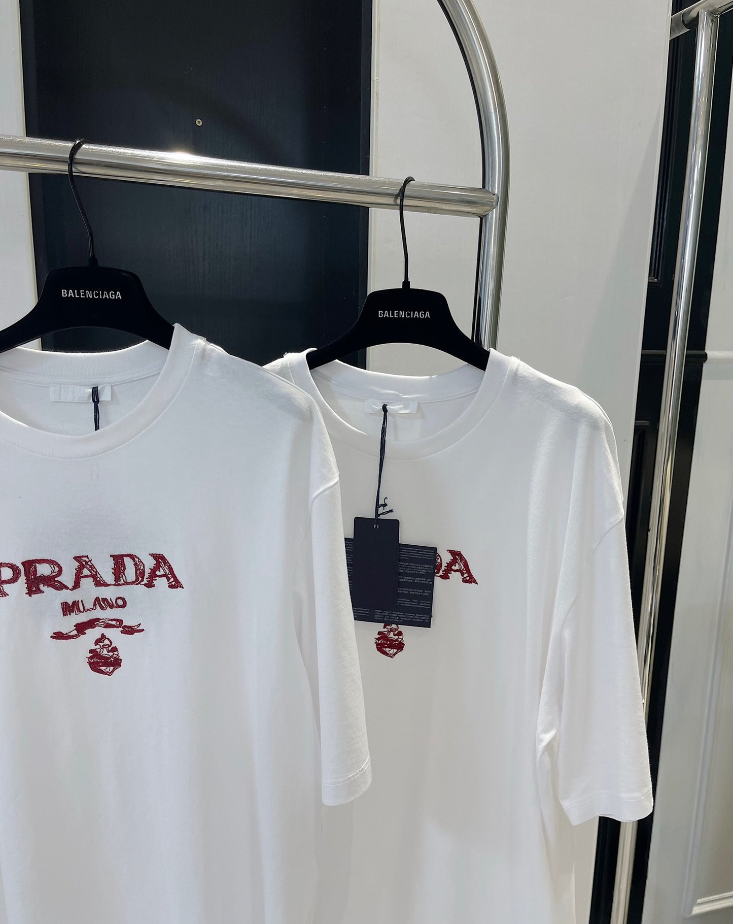 Camiseta Prada