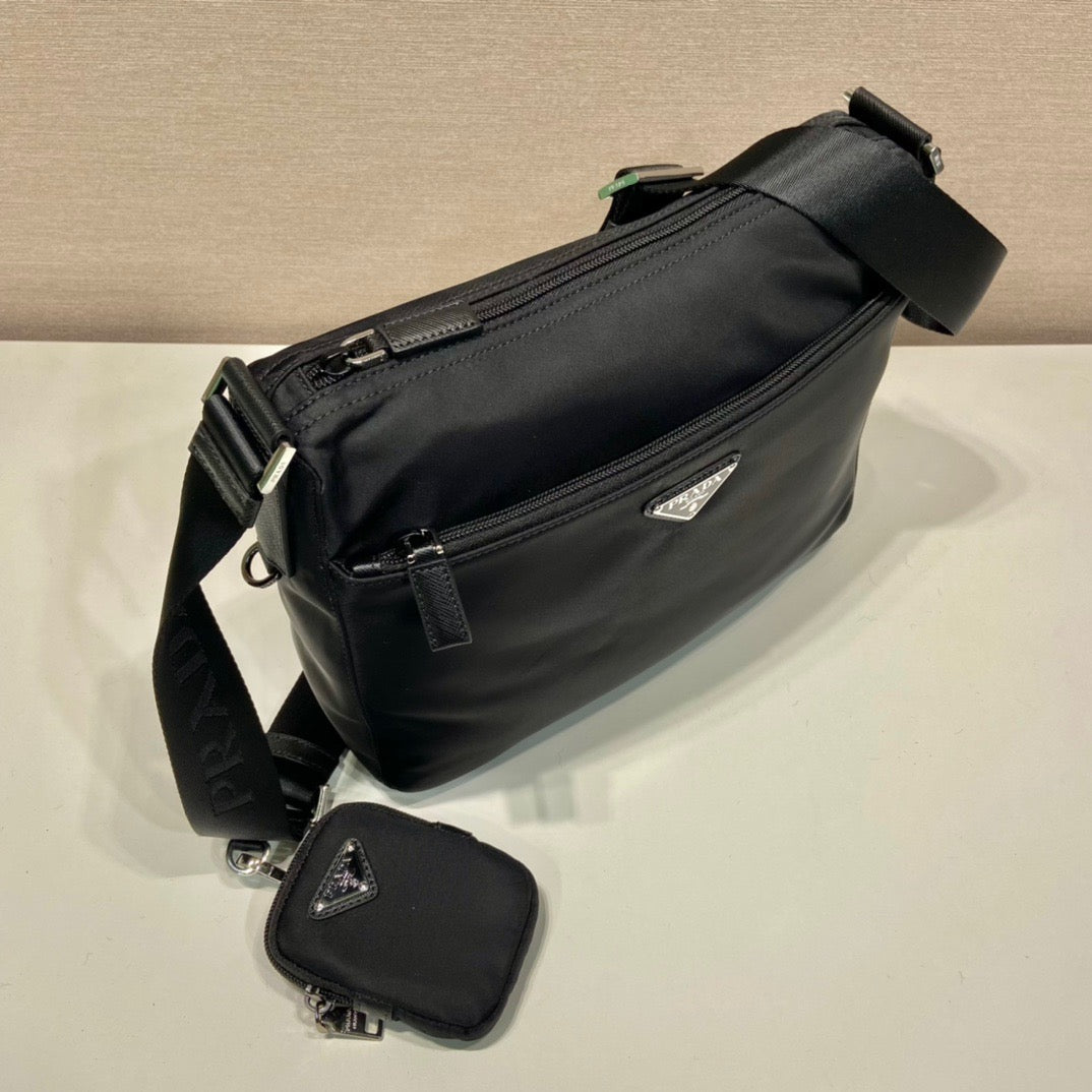 Prada Messenger