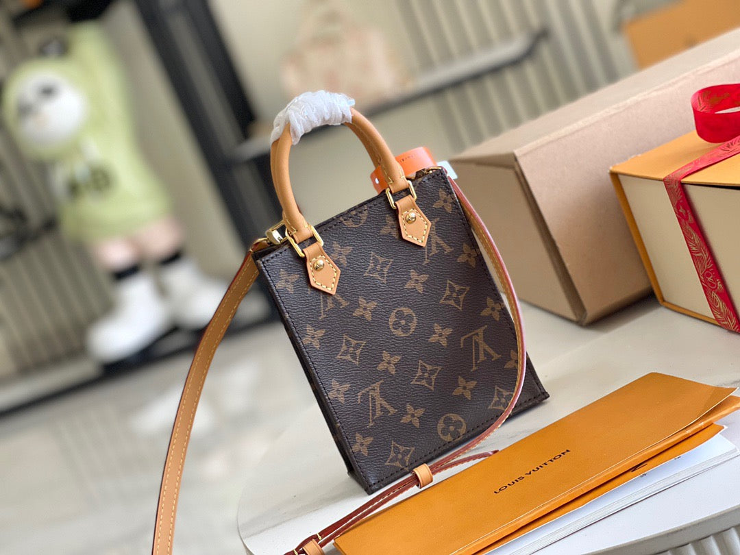 LV Petit Sac Plat Bag