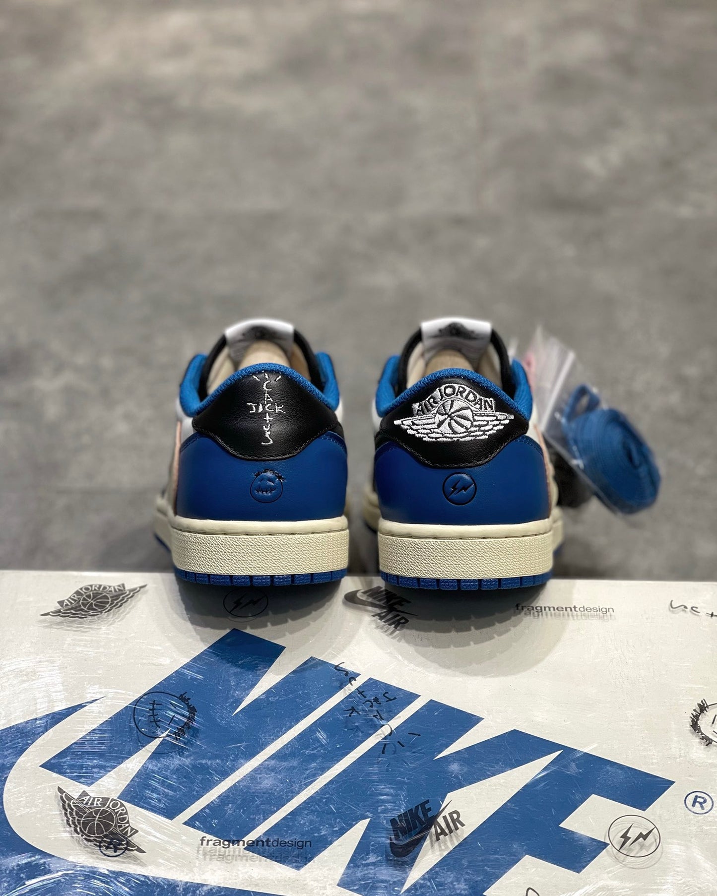 Travis Scott x AJ 1 Low x Fragment