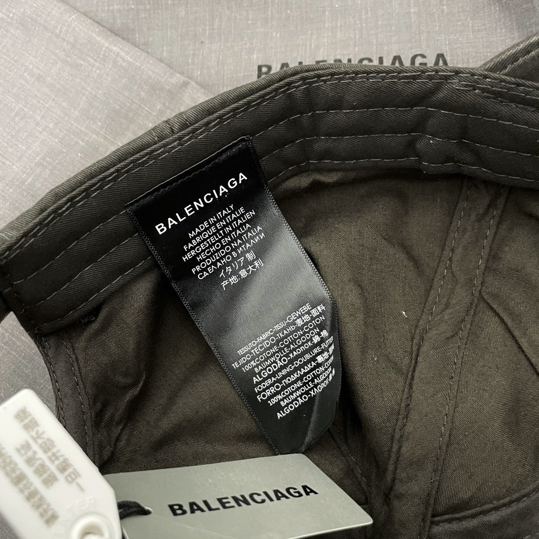 Balenciaga Cap