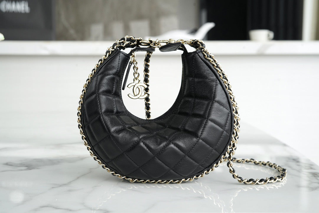 Chanel 23p Hobo Bag