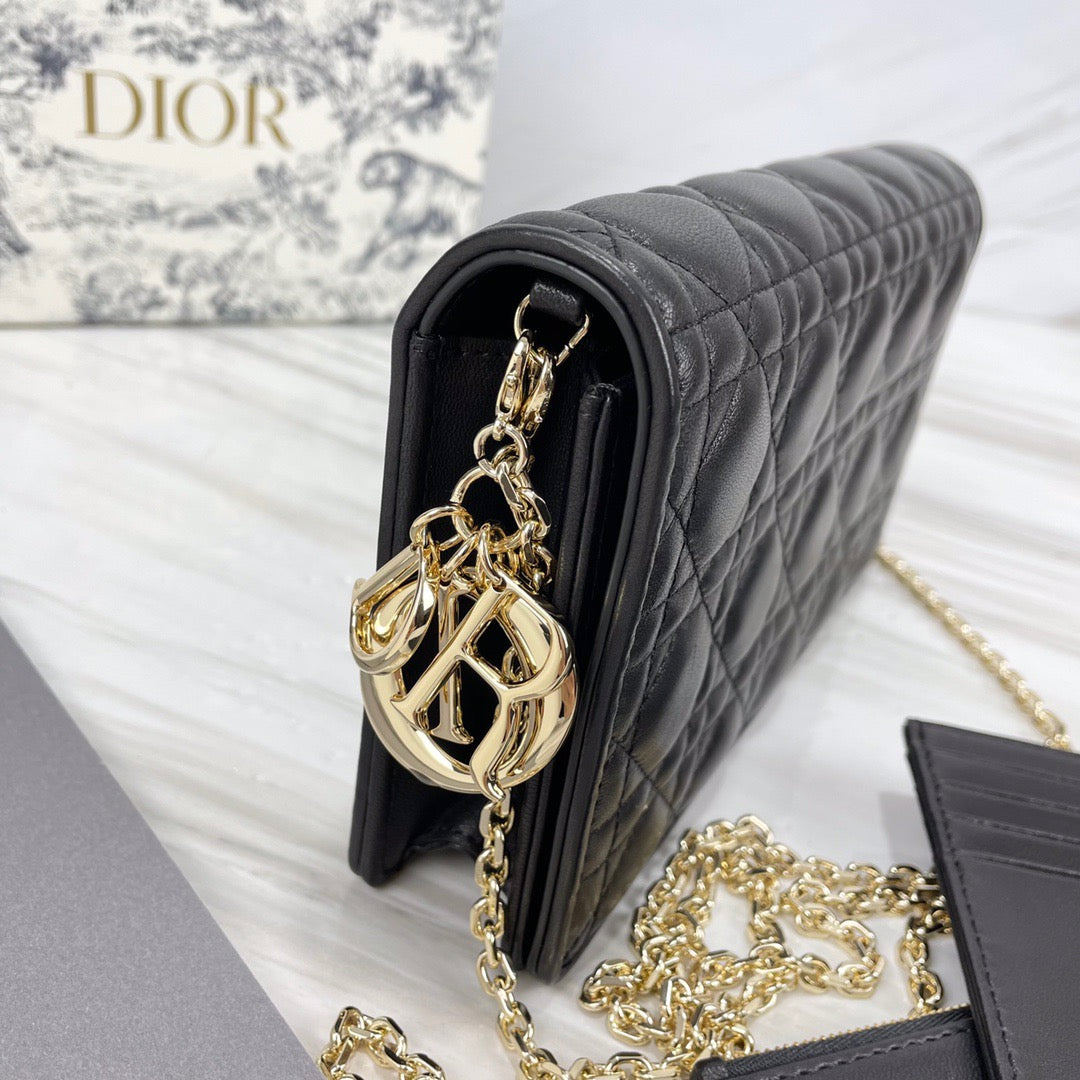 Dior WOC